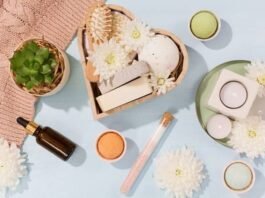 4 Tips for a More Sustainable Beauty Routine